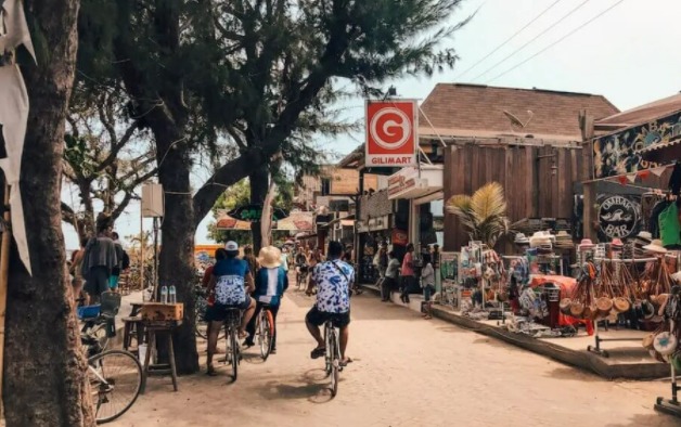 Gili Street 1
